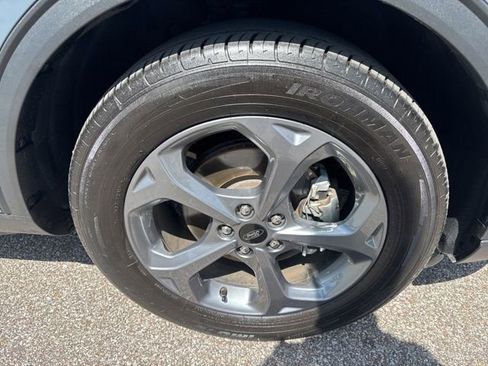 Used 2025 Ford Escape ST-Line FWD image 13