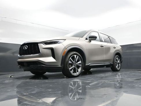 Used 2023 INFINITI QX60 Luxe AWD/4WD image 44