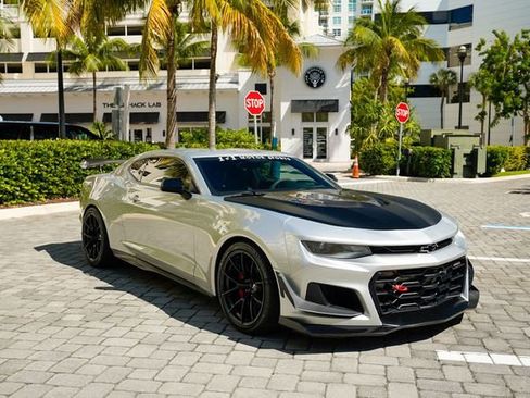 Used 2019 Chevrolet Camaro ZL1 image 38