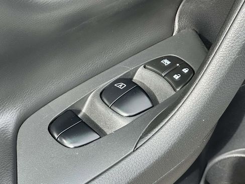 Used 2015 Nissan Altima 2.5 SV image 15