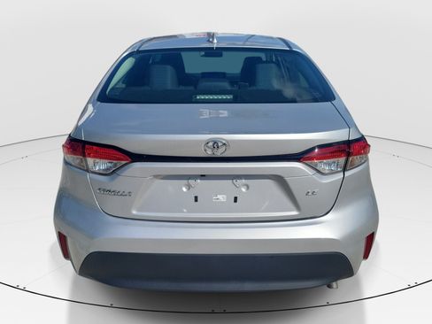 Used 2024 Toyota Corolla LE FWD image 6