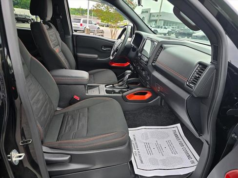 Used 2023 Nissan Frontier PRO-4X w/ Pro Convenience Package AWD/4WD image 14
