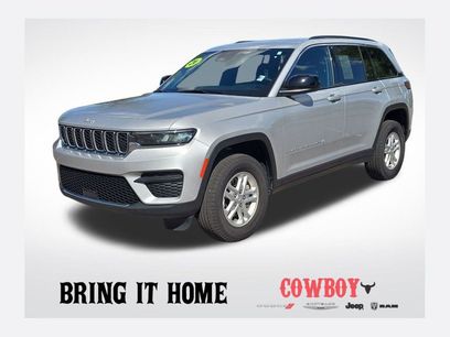 Used 2024 Jeep Grand Cherokee Laredo w/ Luxury Tech Group I