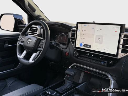 Used 2025 Toyota Tundra Platinum w/ TRD Off-Road Package AWD/4WD image 18