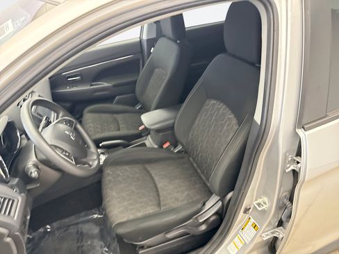 Used 2024 Mitsubishi Outlander Sport AWD image 11