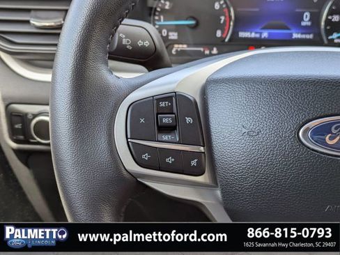 Used 2024 Ford Explorer XLT image 26