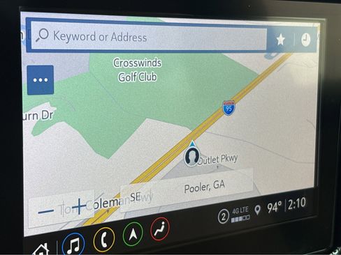 Used 2023 Chevrolet Traverse Premier image 30