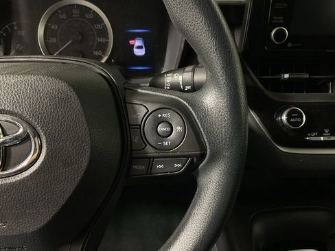 Used 2022 Toyota Corolla LE FWD image 27