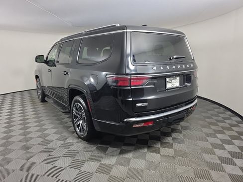 Used 2024 Jeep Wagoneer Series II image 3