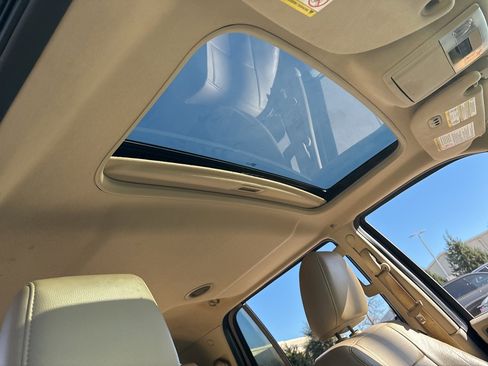 Used 2015 Ford Expedition EL XLT w/ Equipment Group 202A image 15