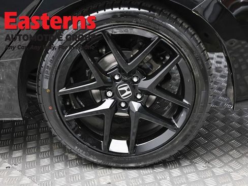 Used 2022 Honda Civic Sport image 8