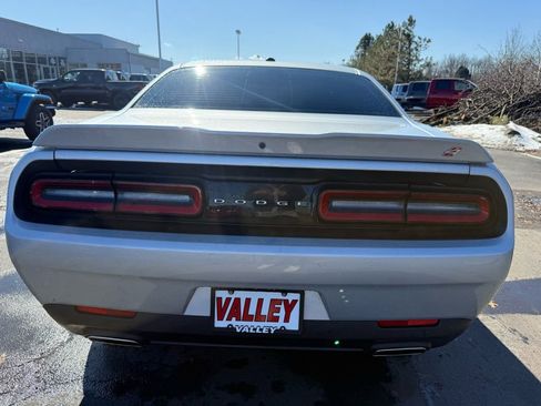 Used 2022 Dodge Challenger GT AWD/4WD image 57