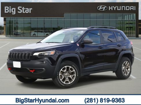 Used 2021 Jeep Cherokee Trailhawk w/ Trailer Tow Group image 1