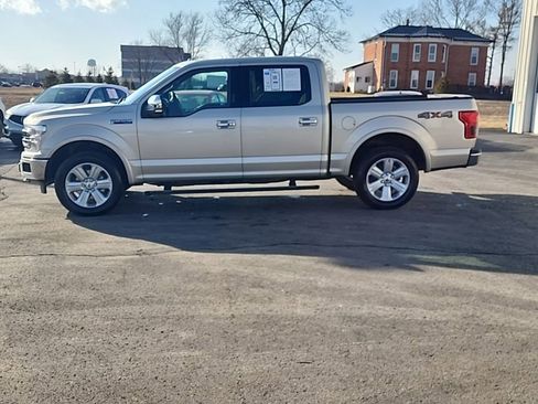Used 2018 Ford F150 Lariat w/ Equipment Group 502A Luxury image 4