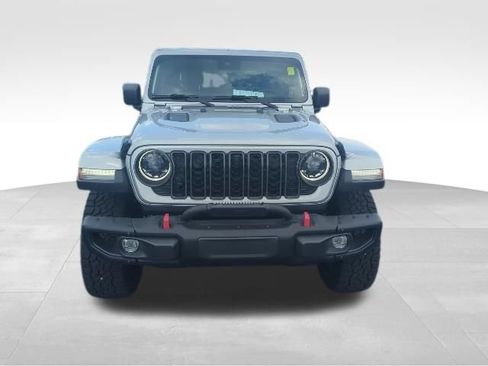 Used 2024 Jeep Gladiator Rubicon AWD/4WD image 2