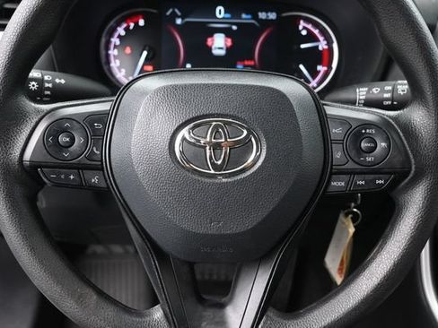 Used 2023 Toyota RAV4 LE AWD/4WD image 21