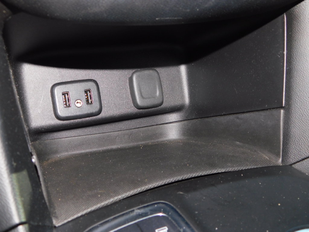 Used 2018 Chevrolet Equinox LT w/ LT True North Edition AWD/4WD image 39