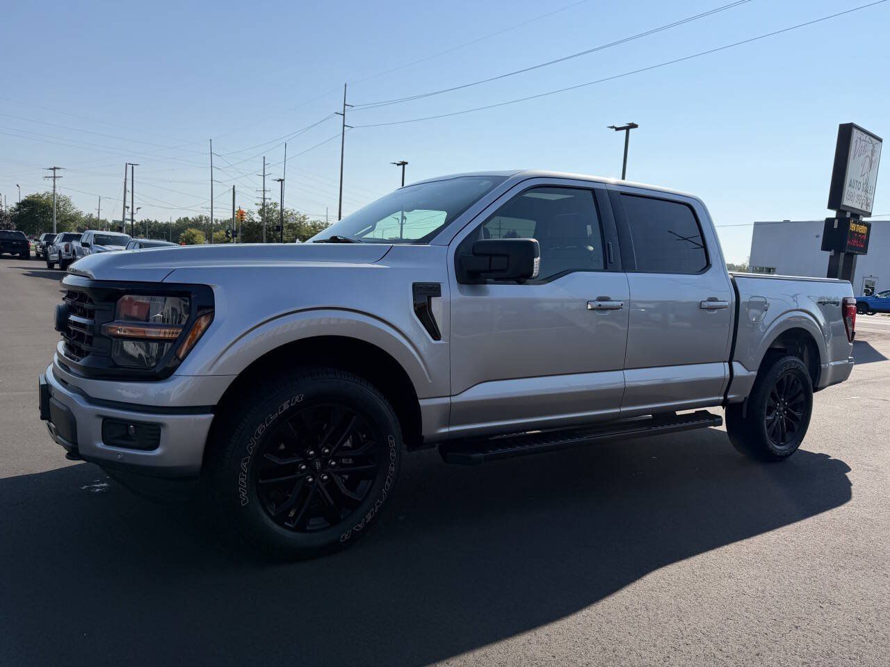 Used 2024 Ford F150 XLT w/ Equipment Group 303A High AWD/4WD image 4