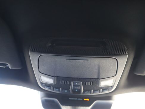 Used 2024 Ford Expedition Platinum image 32