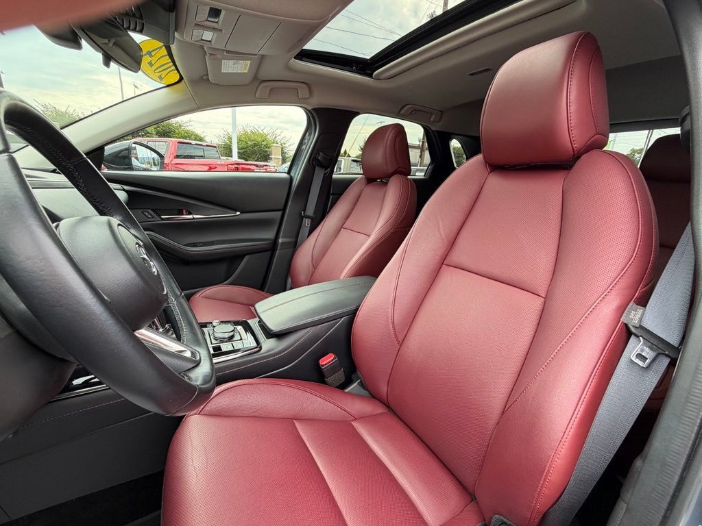 Used 2024 MAZDA CX-30 AWD 2.5 S w/ Preferred Package image 16