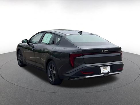 Used 2025 Kia K4 LXS FWD image 11
