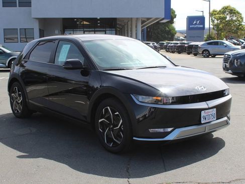 Used 2024 Hyundai Ioniq 5 SEL AWD/4WD image 5
