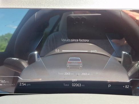 Used 2026 BMW X5 xDrive40i w/ M Sport Package AWD/4WD image 21