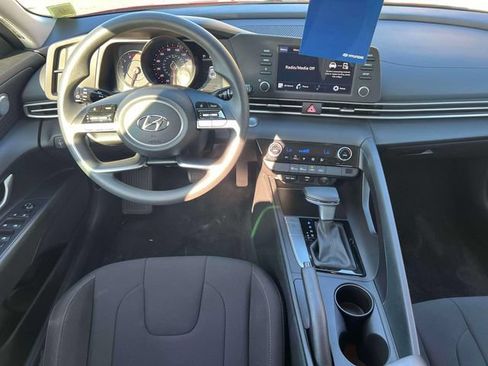 Certified 2023 Hyundai Elantra SEL FWD image 13