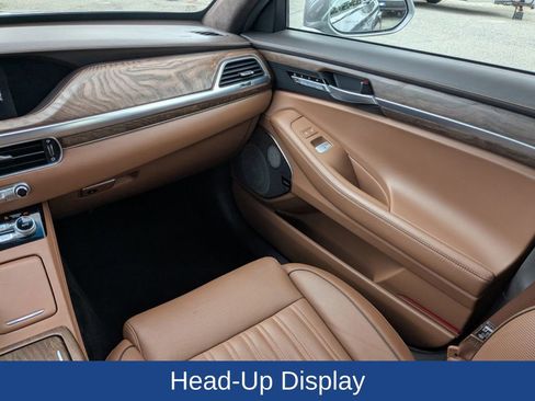 Used 2021 Genesis G90 3.3T Premium image 16