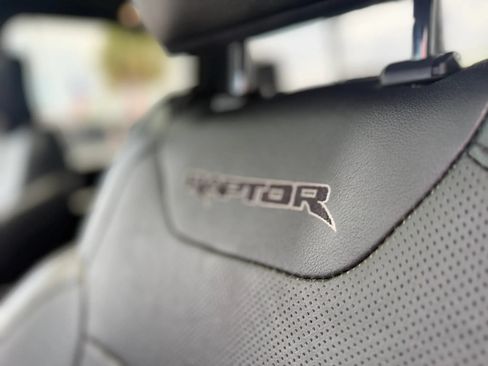 Used 2018 Ford F150 Raptor w/ Equipment Group 802A Luxury AWD/4WD image 34