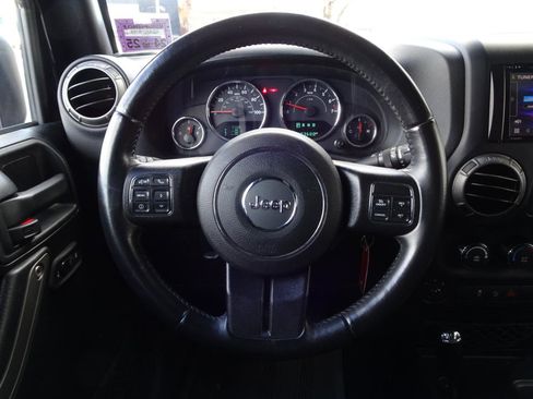 Used 2018 Jeep Wrangler Unlimited Sport S AWD/4WD image 17