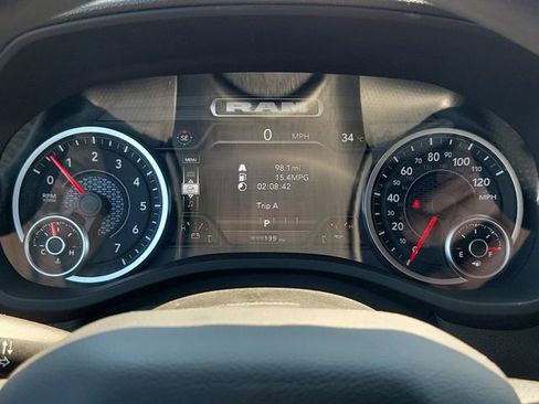 New 2026 RAM 1500 Express AWD/4WD image 19