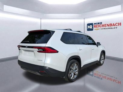 Used 2024 Toyota Grand Highlander FWD