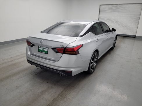 Used 2019 Nissan Altima 2.5 SR FWD image 9