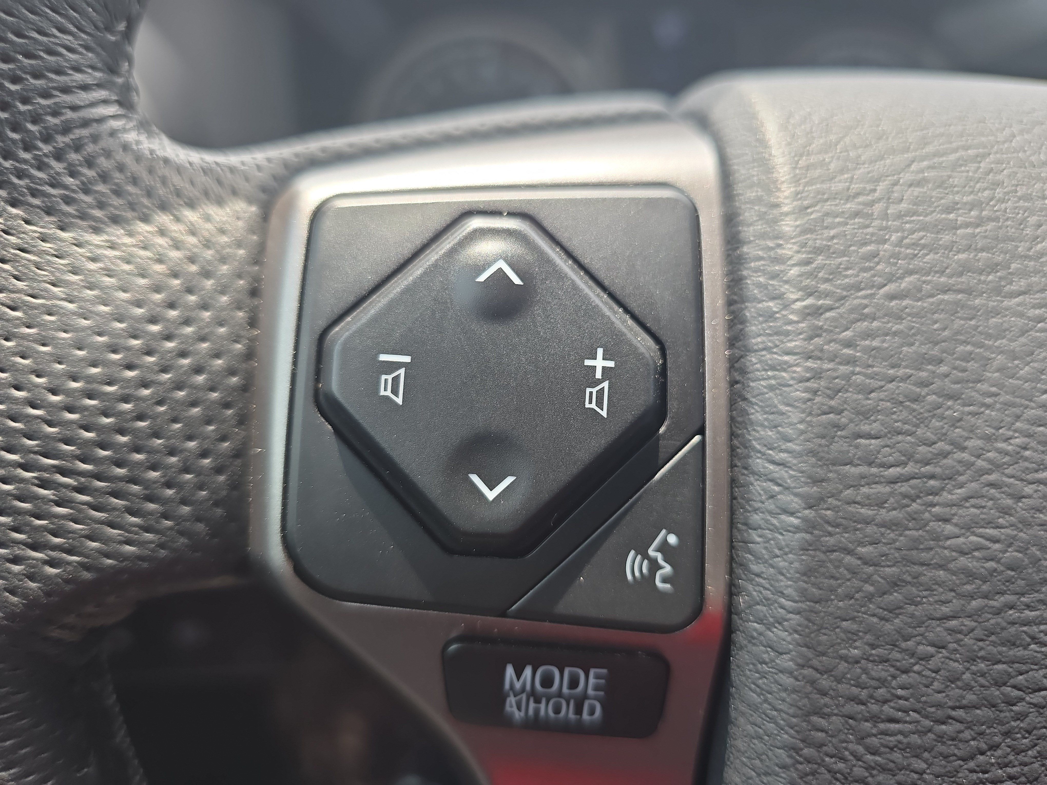 Used 2023 Toyota Tacoma SR5 w/ Technology Package AWD/4WD image 16