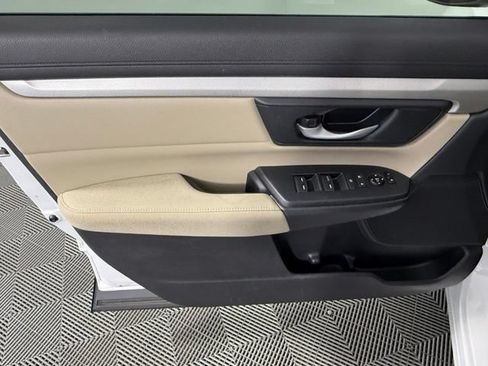 Used 2019 Honda CR-V LX image 14