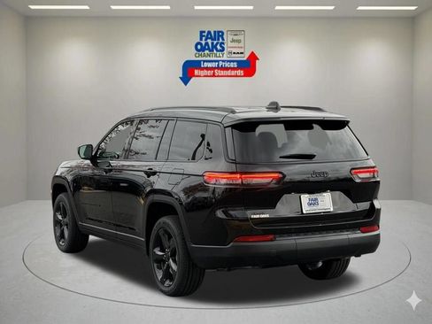 New 2025 Jeep Grand Cherokee L Laredo AWD/4WD image 9