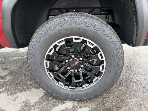 New 2026 GMC Canyon AT4 w/ Technology Plus Package AWD/4WD image 27