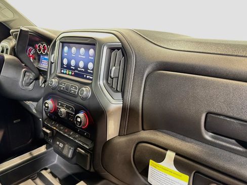 Used 2019 Chevrolet Silverado 1500 LT Trail Boss AWD/4WD image 30