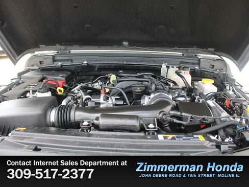 Used 2023 Jeep Wrangler Sport AWD/4WD image 18