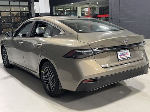 New 2026 Nissan Sentra SV w/ SV Convenience Package FWD image 18