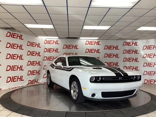 Used 2017 Dodge Challenger SXT RWD 360° Tour