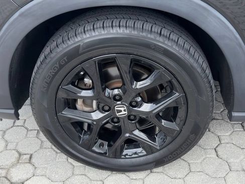 Used 2025 Honda HR-V Sport image 17