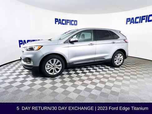 Used 2023 Ford Edge Titanium image 5