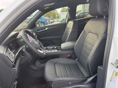 New 2026 Volkswagen Atlas Cross Sport SEL R-Line AWD/4WD image 22