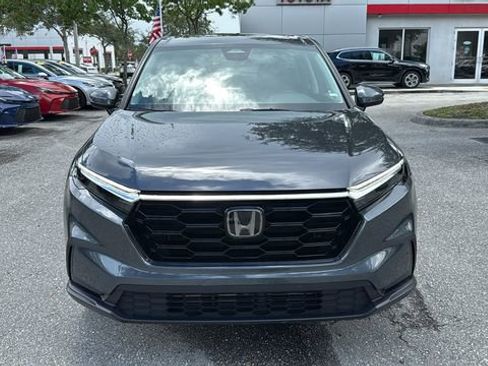 Used 2023 Honda CR-V EX image 2