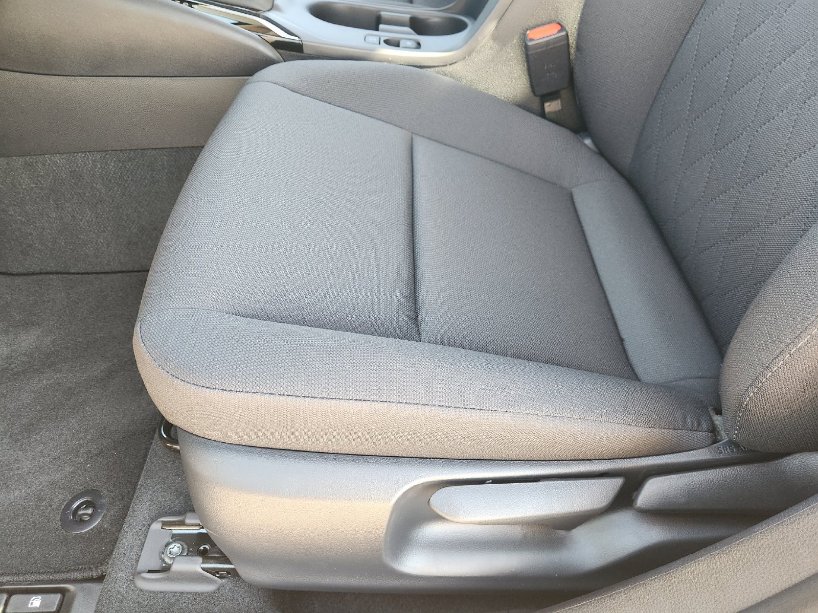 New 2027 Toyota Corolla LE FWD image 23