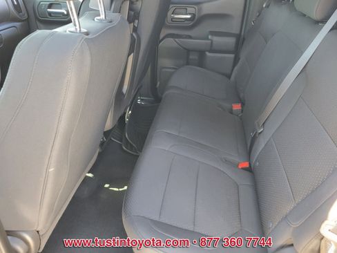 Used 2020 Chevrolet Silverado 1500 Custom w/ Custom Value Package image 11