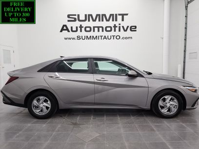 Used 2024 Hyundai Elantra SE