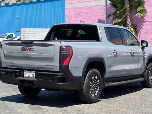 Used 2026 GMC Sierra EV Elevation AWD/4WD image 4
